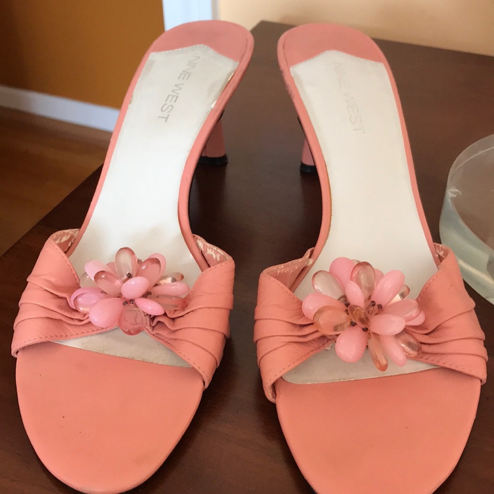 Slip-on Heels